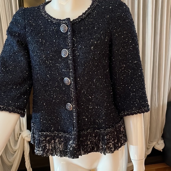 Chanel authentic bnwt runway detail pleats lining jacket & jumbo CC buttons - Picture 6 of 14